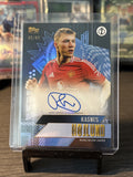 RASMUS HOJLUND 2024-25 Topps UCC Gold BLUE REFRACTOR Auto SP /49 Manchester