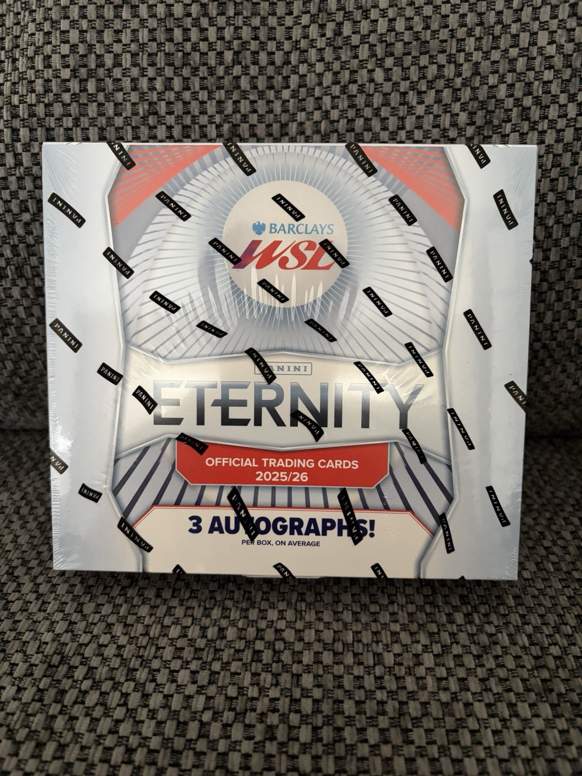 Eternity Barclays Women's Super League Hobby Box 2025/26 Panini IN HAND