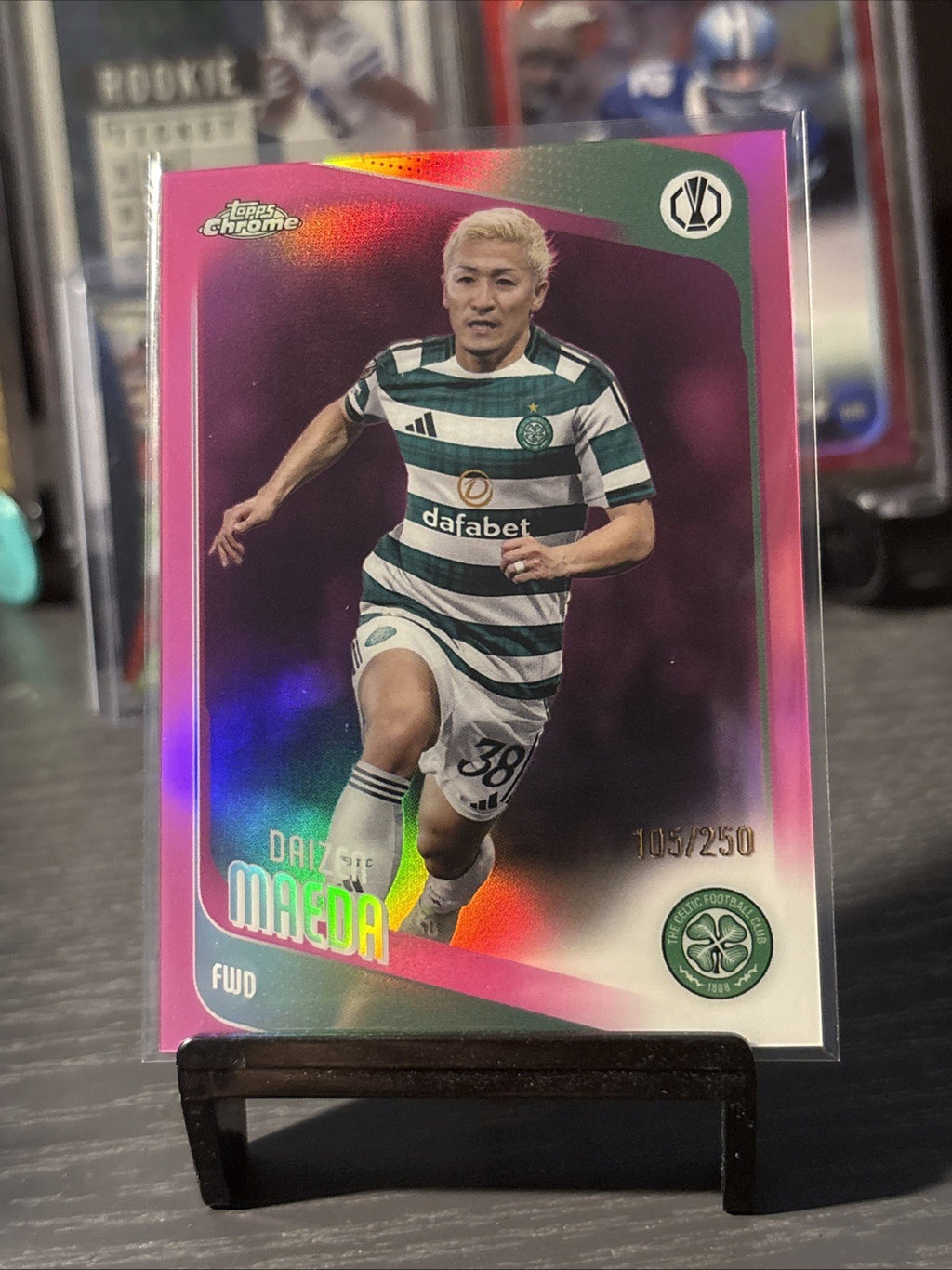2025-26 Topps Chrome UEFA UCC Daizen Maeda Pink Lava /250