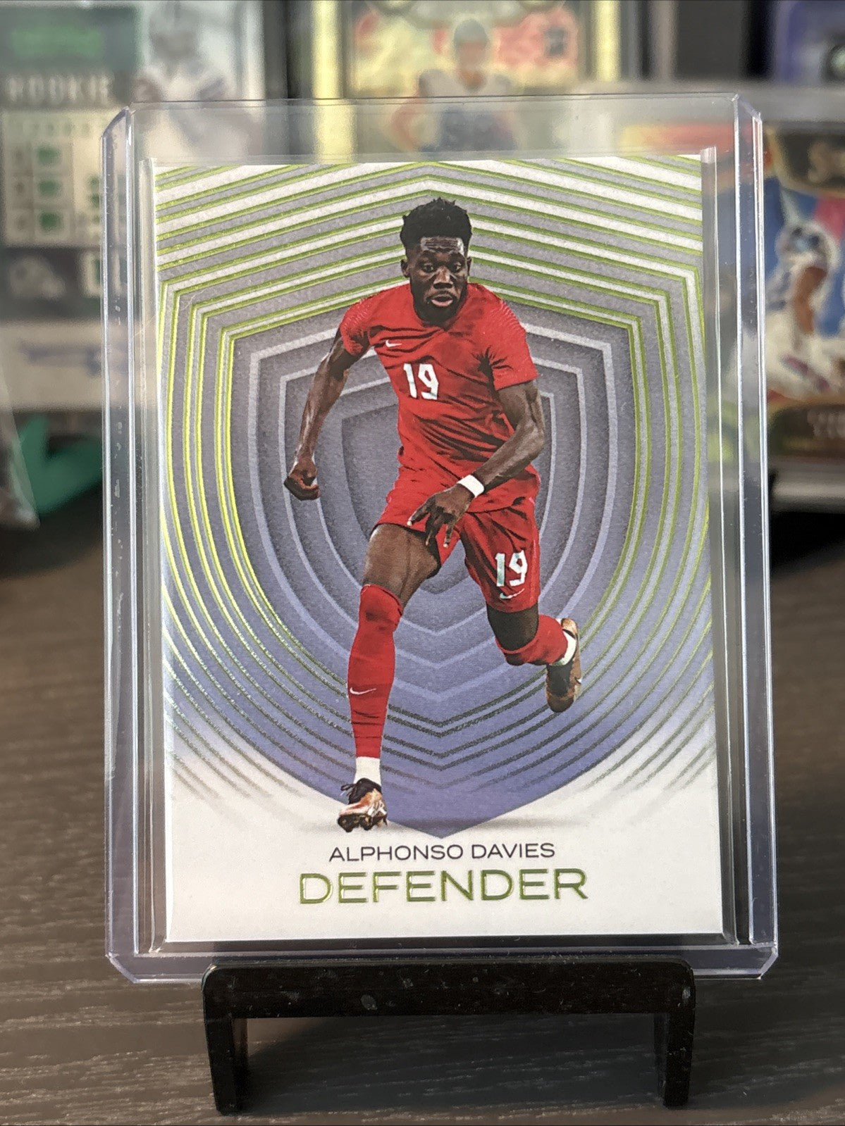 Futera Incredible Alphonso Davies /22
