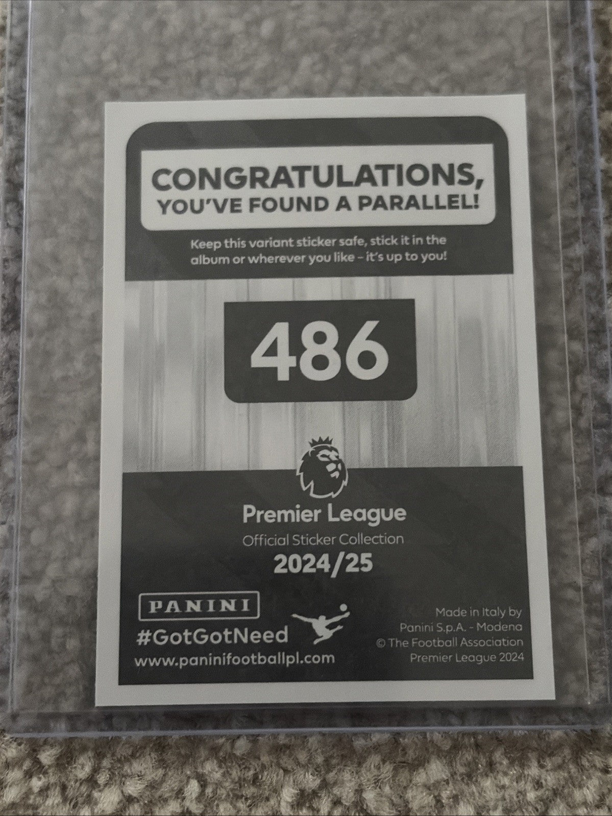 Panini Premier League 2025 Stickers Elite Parallel Green Alexander Isak 486