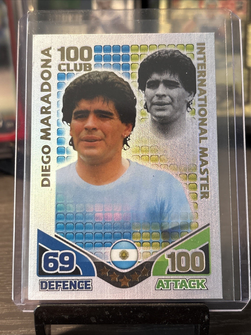 Topps Match Attax World Cup 2010 Diego Maradona 100 Club International Master