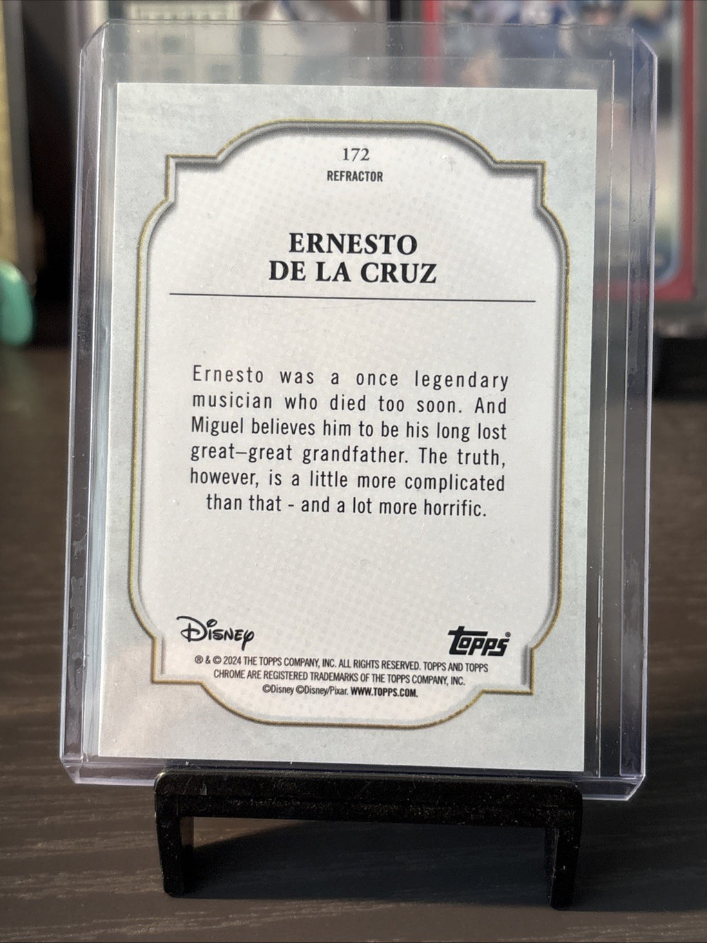 Topps Chrome Disney 2024 #172 Ernesto de la Cruz Coco Refractor Card