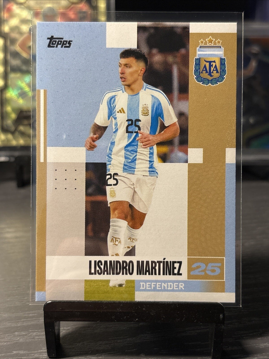 Lisandro Martinez Argentina Base 2024-25 Topps Team Set #6