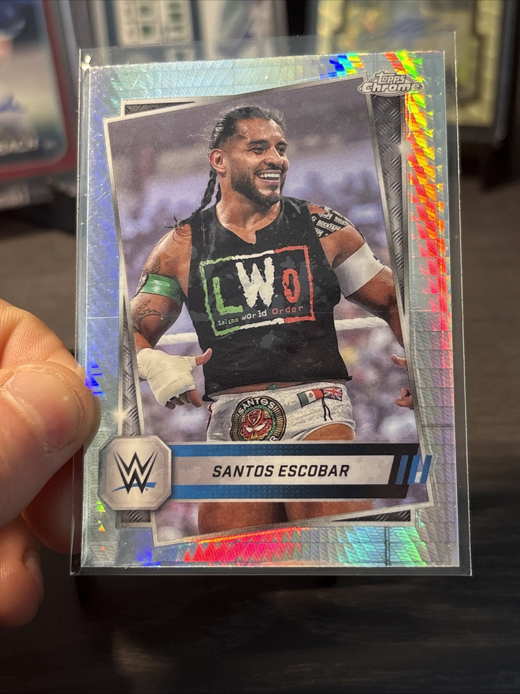 2025 Topps Chrome WWE Prism Refractor Santos Escobar #60