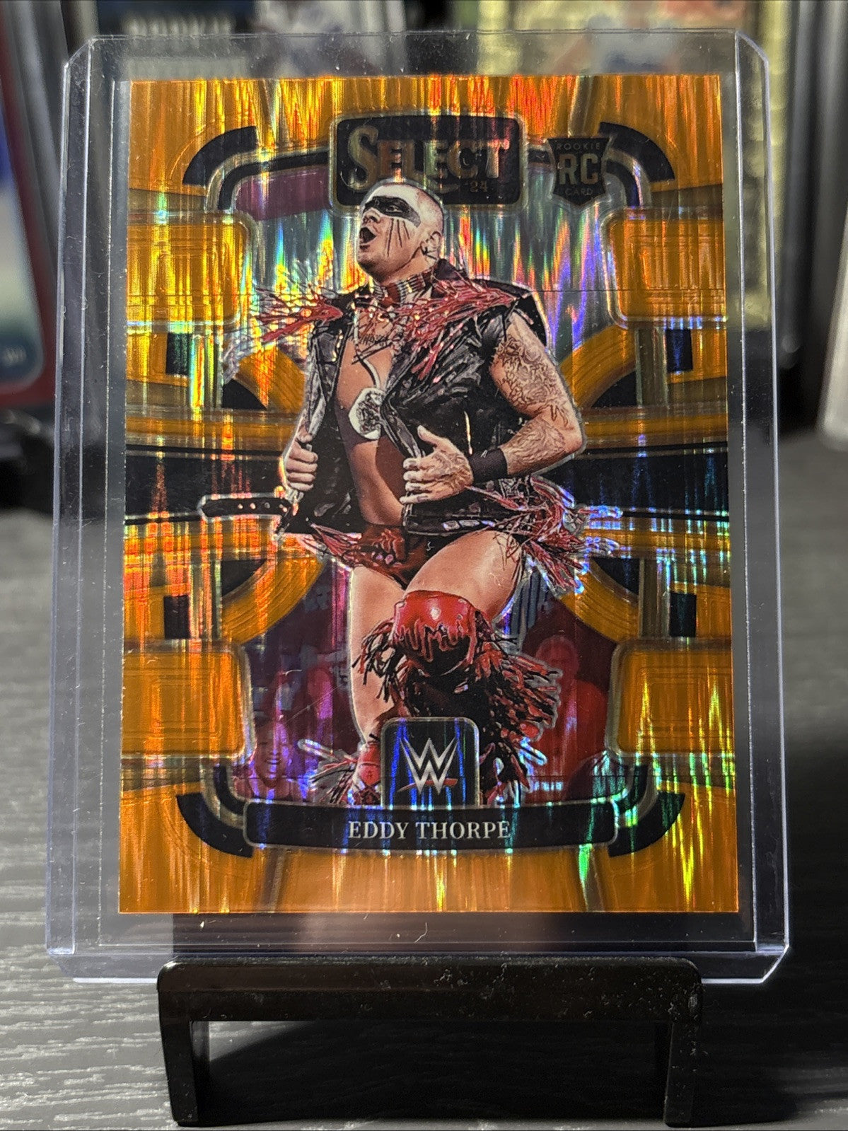 2024 Panini Select WWE Eddy Thorpe Orange Flash Rookie Concourse Level